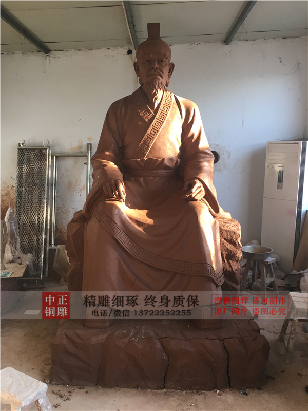 古代人物塑像.jpg