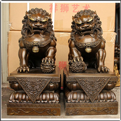 帶底座北京宮門(mén)獅